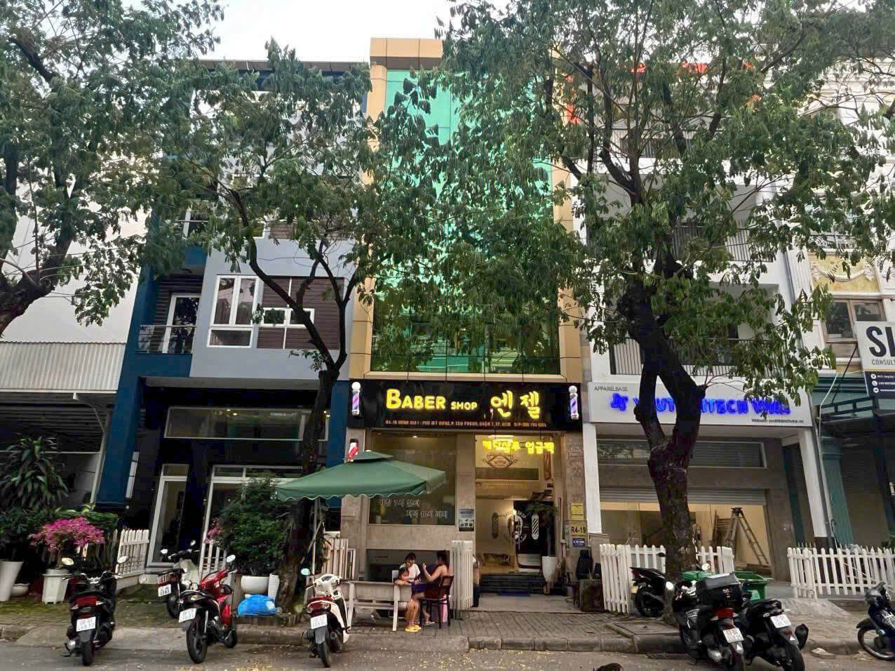 cho thuê nhà hưng gia 1 phú mỹ hưng