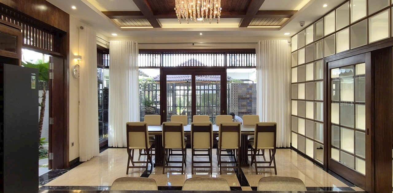 bán biệt thự sadeco ven sông