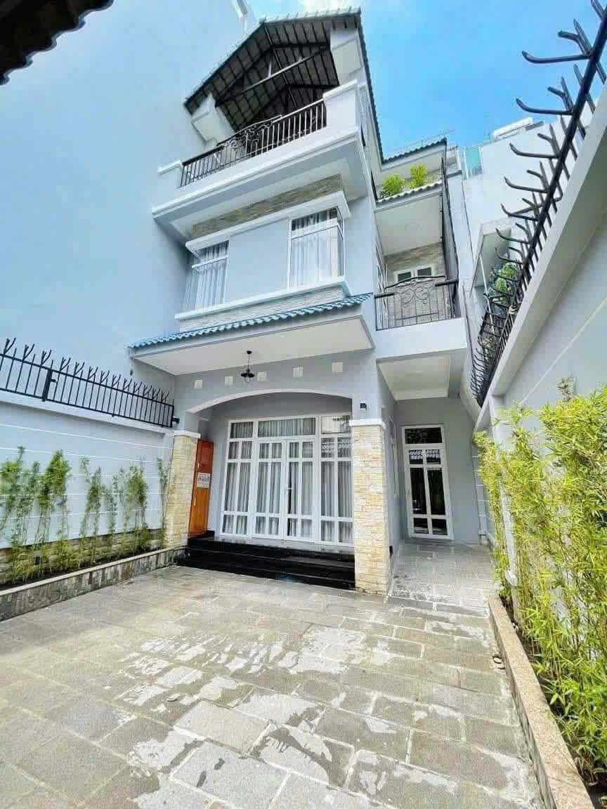 cho thuê nhà mặt tiền đường số 85