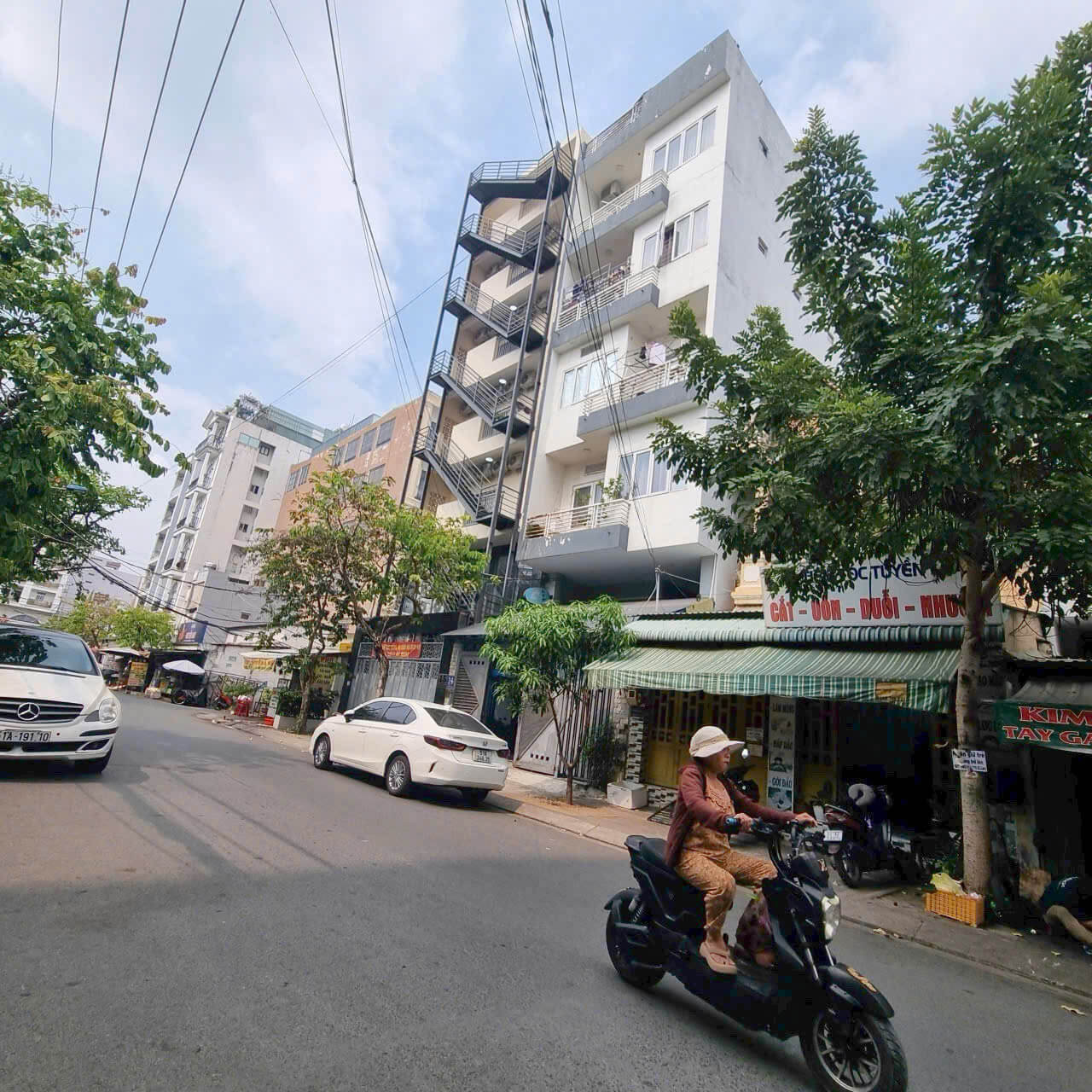 bán nhà mặt tiền Phan Huy Thực Quận 7