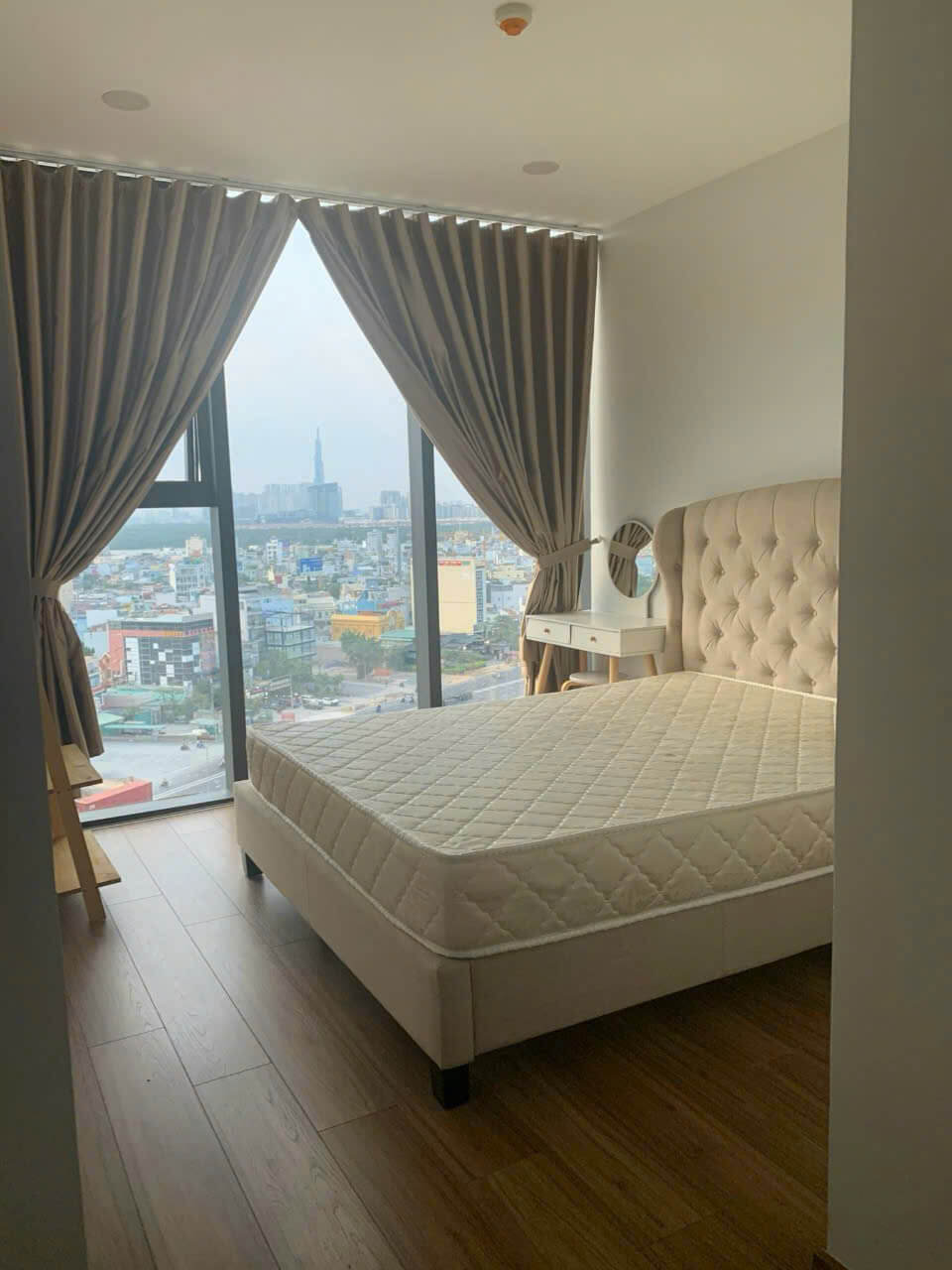 Bán Căn Hộ Eco Green Quận 7