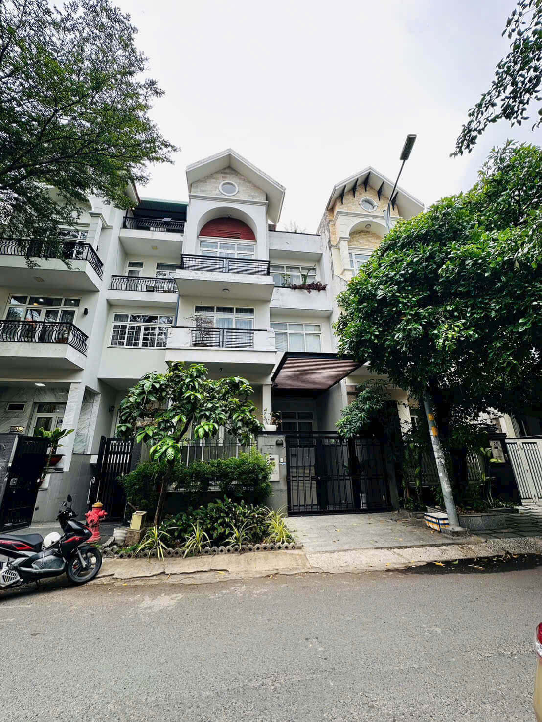 Cho Thuê Nhà Biệt Thự Him Lam Kênh Tẻ