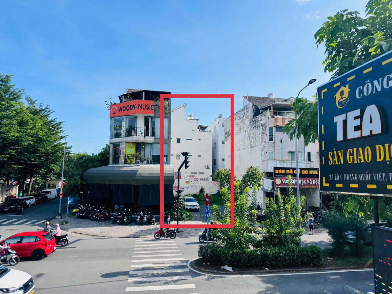 bán đất mặt tiền Hoàng Quốc Việt